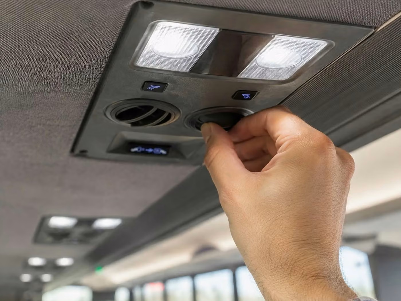 vestavia hills 30 passenger minibus air conditioning