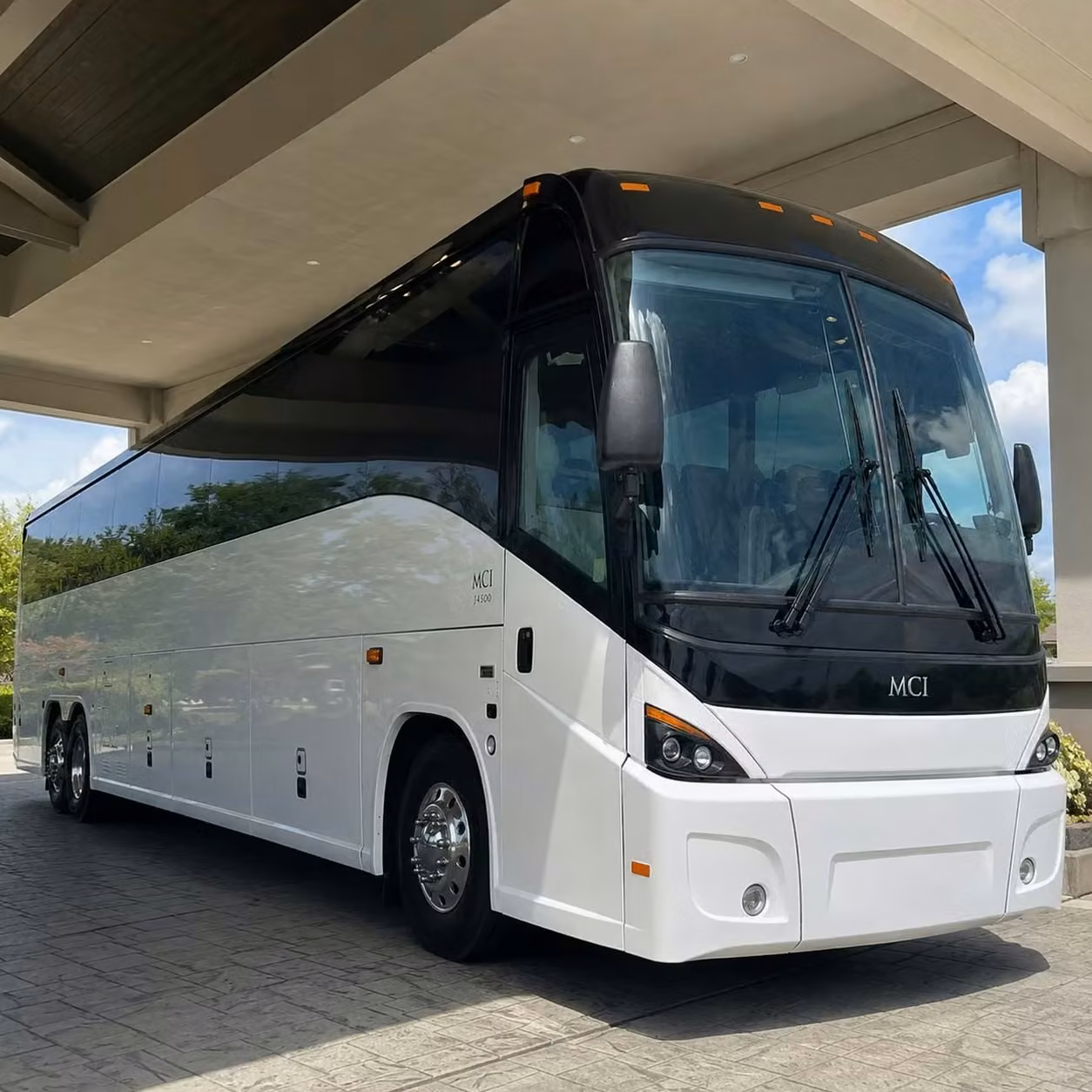 vestavia hills bus rentals for veteran reunions and military events in vestavia hills