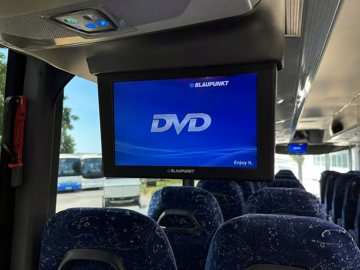 vestavia hills charter bus tv monitors